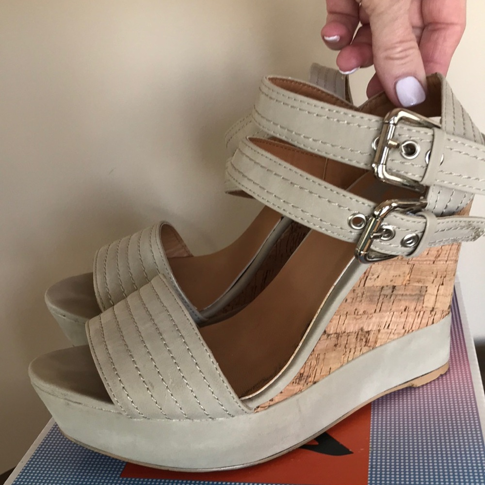 GC Shoes Alessa Taupe Wedges